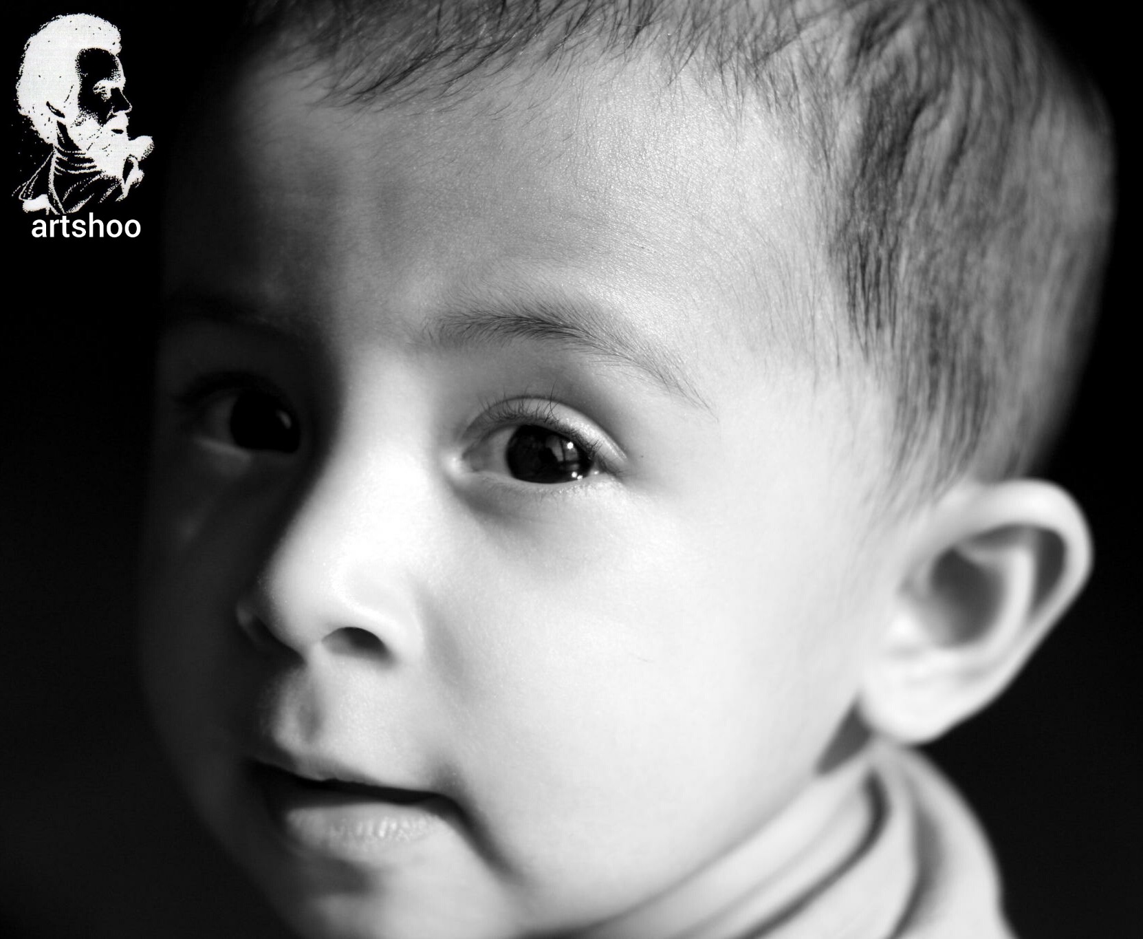 مدل کودک سیاه قلم